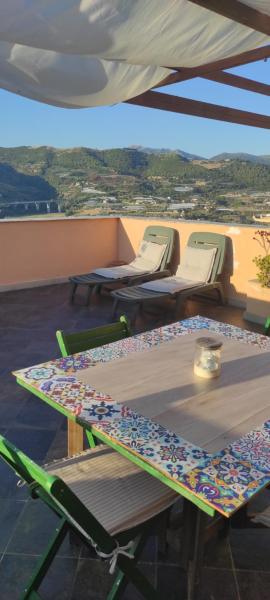 Intera casa tipica ligure Poggio
